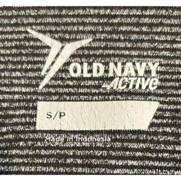 Old Navy Active Capris Womens Size Small Black & White Striped - Picture 5 of 8